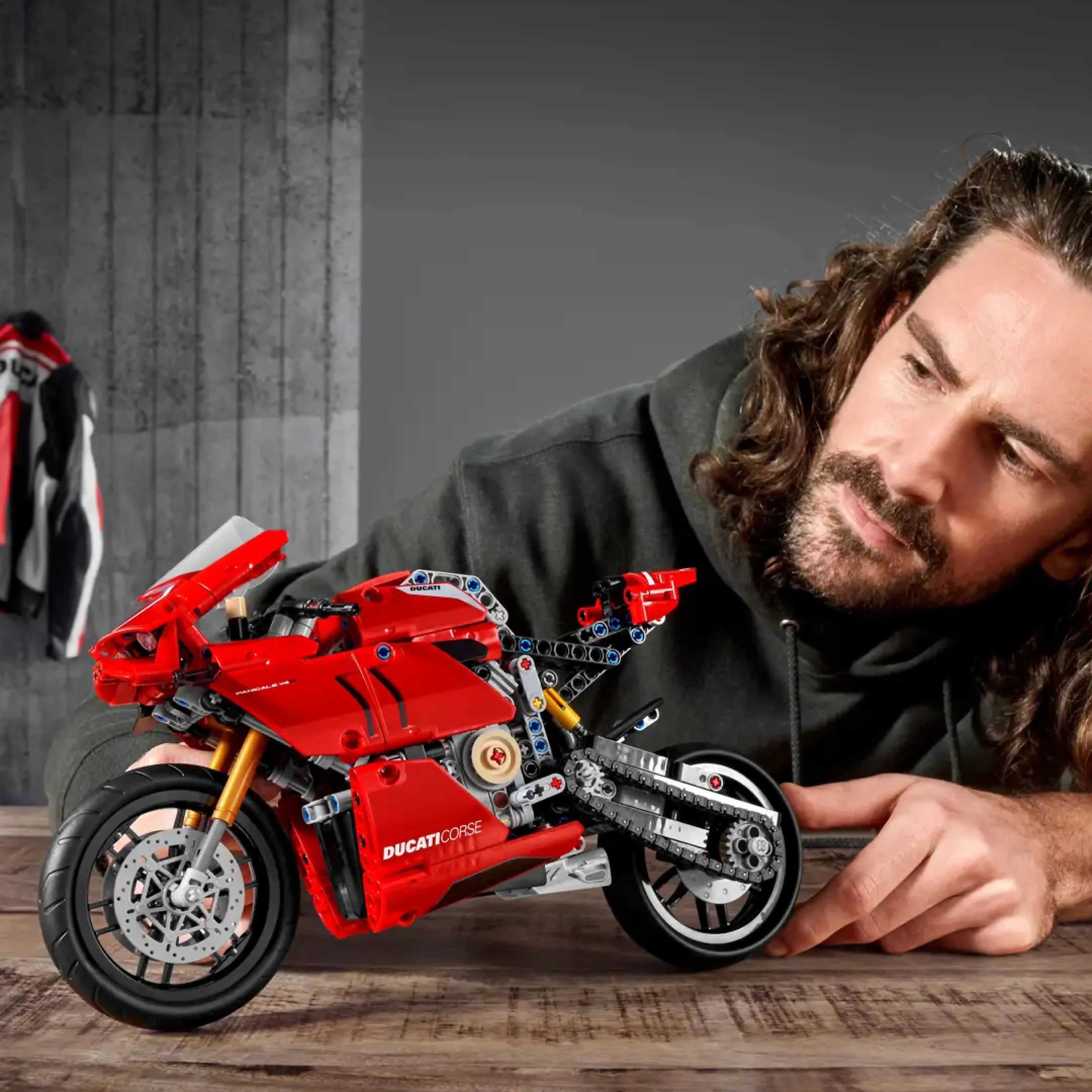 Ducati Panigale V4 R (646 teile)